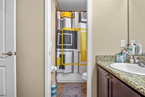 Casa en venta en Tampa, Florida, 5 dormitorios, 321.44 m2 № 1590139 - foto 11
