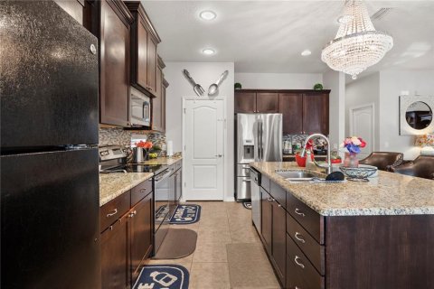 Casa en venta en Tampa, Florida, 5 dormitorios, 321.44 m2 № 1590139 - foto 29