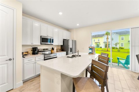 Adosado en alquiler en Kissimmee, Florida, 3 dormitorios, 143.53 m2 № 1843229 - foto 4