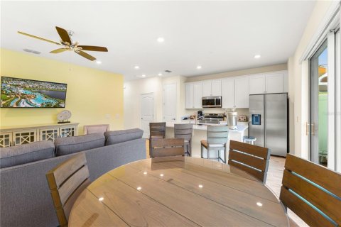Adosado en alquiler en Kissimmee, Florida, 3 dormitorios, 143.53 m2 № 1843229 - foto 13