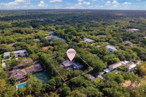 Terreno en venta en Pinecrest, Florida № 1890501 - foto 1