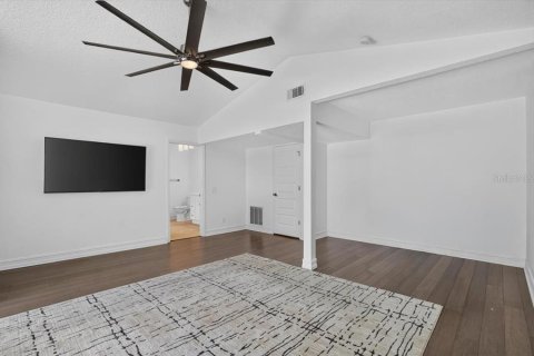 Villa ou maison à vendre à Saint Petersburg, Floride: 3 chambres, 292.64 m2 № 2410348 - photo 29