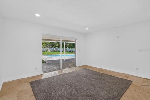 Villa ou maison à vendre à Saint Petersburg, Floride: 3 chambres, 292.64 m2 № 2410348 - photo 23