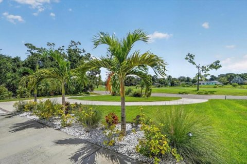 Villa ou maison à vendre à Saint Petersburg, Floride: 3 chambres, 292.64 m2 № 2410348 - photo 10