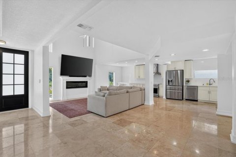 Villa ou maison à vendre à Saint Petersburg, Floride: 3 chambres, 292.64 m2 № 2410348 - photo 5