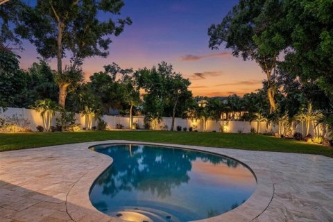 Villa ou maison à vendre à Saint Petersburg, Floride: 3 chambres, 292.64 m2 № 2410348 - photo 2