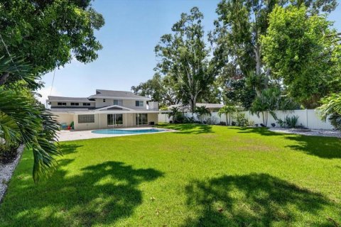Villa ou maison à vendre à Saint Petersburg, Floride: 3 chambres, 292.64 m2 № 2410348 - photo 8