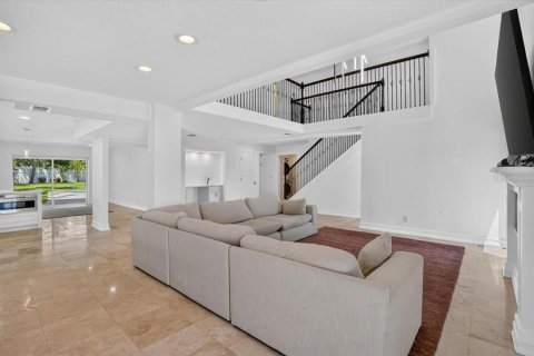 Villa ou maison à vendre à Saint Petersburg, Floride: 3 chambres, 292.64 m2 № 2410348 - photo 15