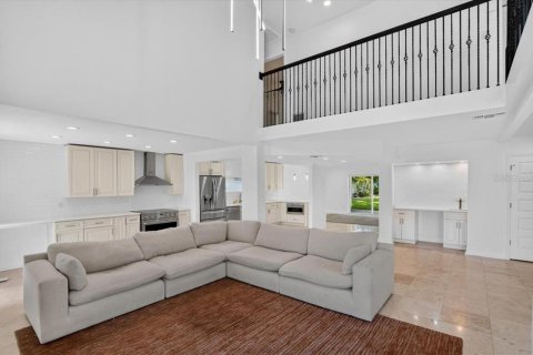 Villa ou maison à vendre à Saint Petersburg, Floride: 3 chambres, 292.64 m2 № 2410348 - photo 17