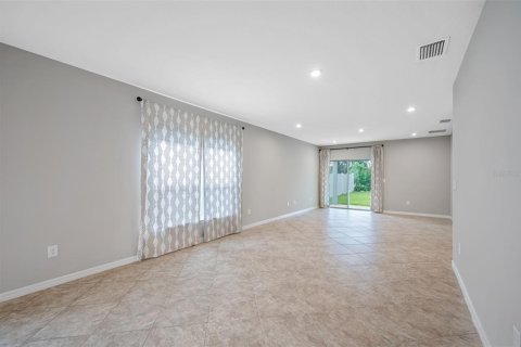Casa en alquiler en Parrish, Florida, 3 dormitorios, 140.19 m2 № 1906465 - foto 12