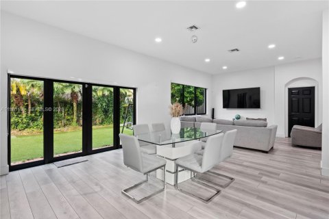 Villa ou maison à vendre à Homestead, Floride: 3 chambres, 175.12 m2 № 1999267 - photo 5