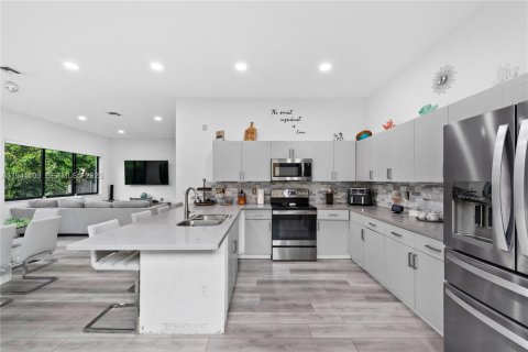 Villa ou maison à vendre à Homestead, Floride: 3 chambres, 175.12 m2 № 1999267 - photo 6