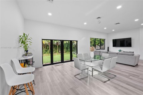 Villa ou maison à vendre à Homestead, Floride: 3 chambres, 175.12 m2 № 1999267 - photo 13