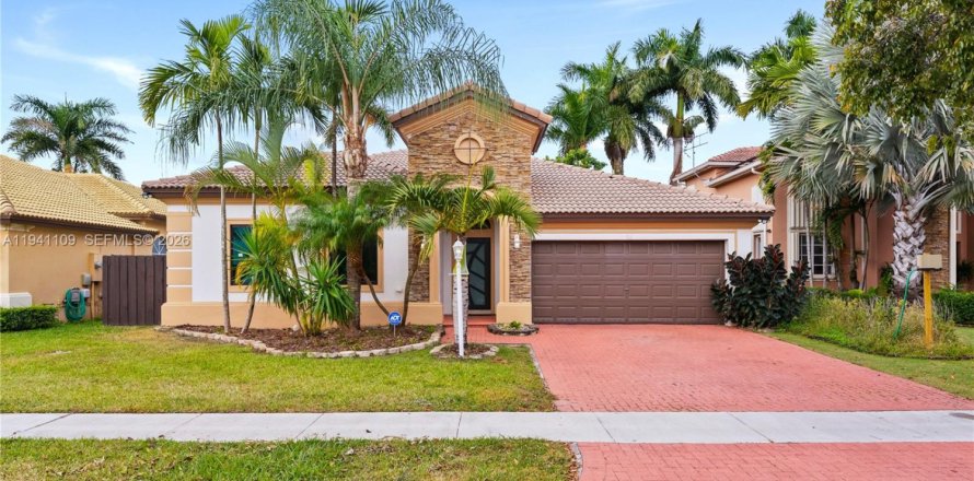 Villa ou maison à Homestead, Floride 3 chambres, 175.12 m2 № 1999267