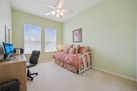 House in Leesburg, Florida 3 bedrooms, 238.85 sq.m. № 2114502 - photo 25