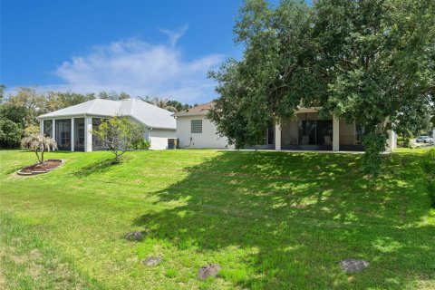 House in Leesburg, Florida 3 bedrooms, 238.85 sq.m. № 2114502 - photo 28