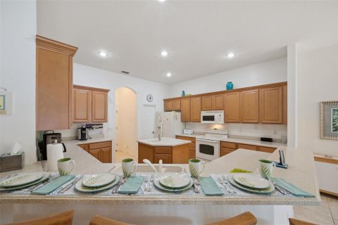 House in Leesburg, Florida 3 bedrooms, 238.85 sq.m. № 2114502 - photo 14