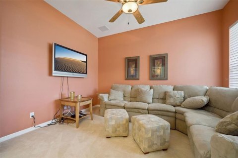 House in Leesburg, Florida 3 bedrooms, 238.85 sq.m. № 2114502 - photo 7
