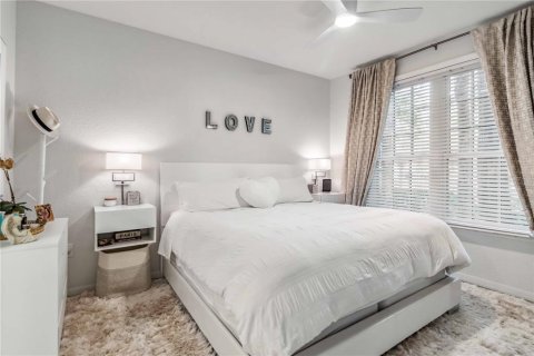 Condo in Sarasota, Florida, 2 bedrooms  № 1732192 - photo 22