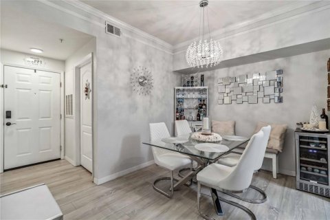 Condo in Sarasota, Florida, 2 bedrooms  № 1732192 - photo 5