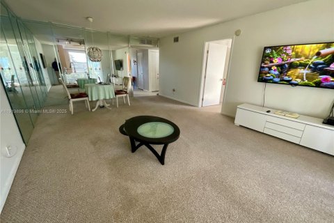 Condominio en venta en Margate, Florida, 2 dormitorios, 92.9 m2 № 2016629 - foto 12