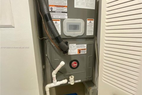 Condominio en venta en Margate, Florida, 2 dormitorios, 92.9 m2 № 2016629 - foto 18