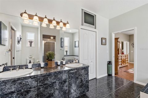 Casa en venta en Seminole, Florida, 4 dormitorios, 214.05 m2 № 2134345 - foto 27