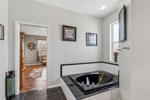 Casa en venta en Seminole, Florida, 4 dormitorios, 214.05 m2 № 2134345 - foto 29