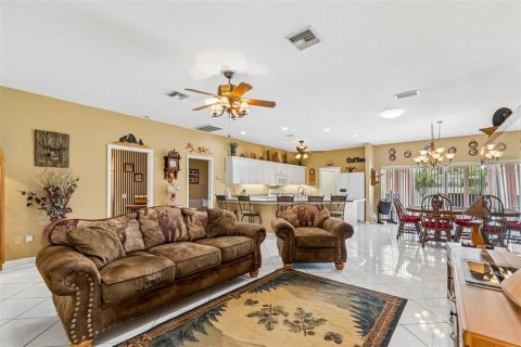 Casa en venta en Seminole, Florida, 4 dormitorios, 214.05 m2 № 2134345 - foto 10