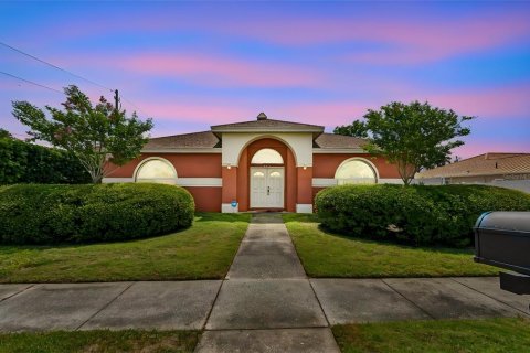 Villa ou maison à Seminole, Floride 4 chambres, 214.05 m2 № 2134345