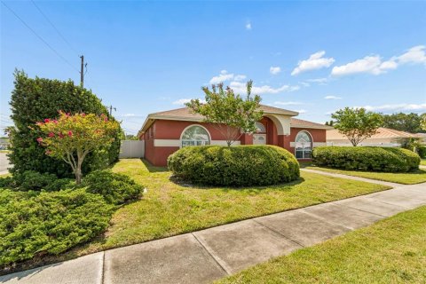 Casa en venta en Seminole, Florida, 4 dormitorios, 214.05 m2 № 2134345 - foto 6