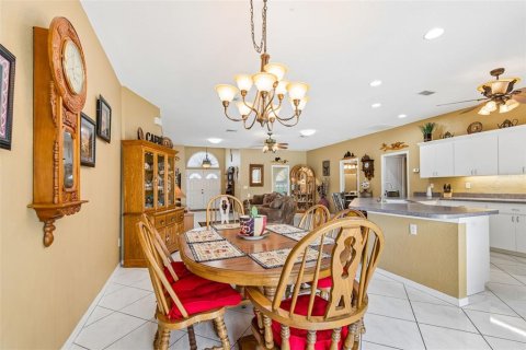 Casa en venta en Seminole, Florida, 4 dormitorios, 214.05 m2 № 2134345 - foto 22