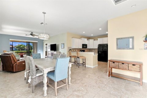 Villa ou maison à vendre à Bradenton, Floride: 2 chambres, 143.35 m2 № 2431697 - photo 12