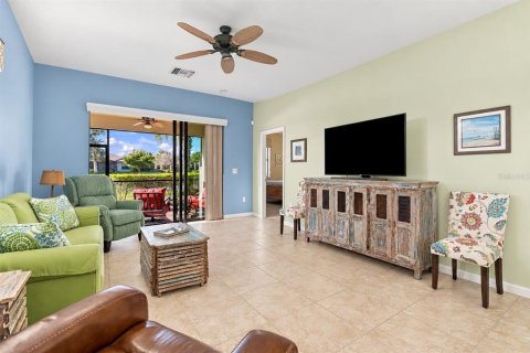 Villa ou maison à vendre à Bradenton, Floride: 2 chambres, 143.35 m2 № 2431697 - photo 6