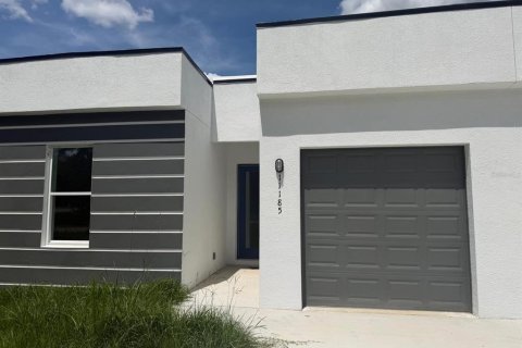 Apartment in Citrus Springs, Florida 3 bedrooms, 125.42 sq.m. № 2198638