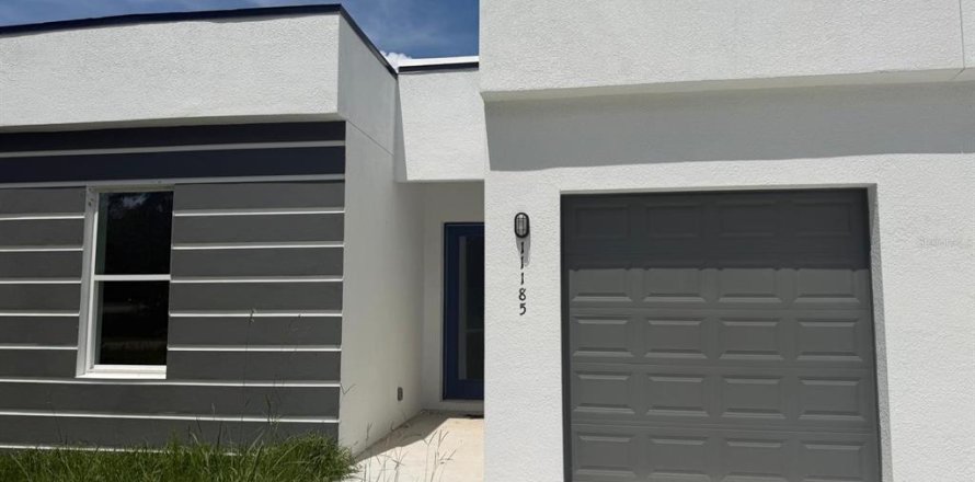 Apartamento en Citrus Springs, Florida 3 dormitorios, 125.42 m2 № 2198638