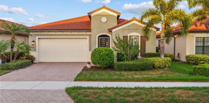 Casa en Venice, Florida 3 dormitorios, 221.66 m2 № 2225137