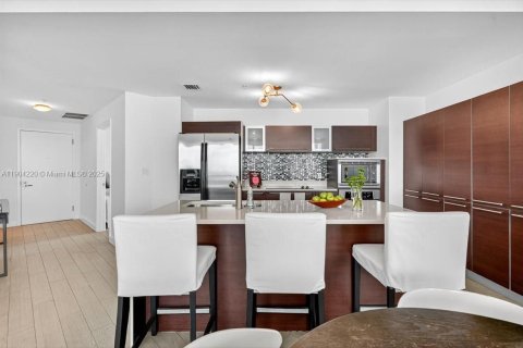 Купить кондоминиум в Майами, Флорида 4 комнаты, 107.95м2, № 1955816 - фото 17