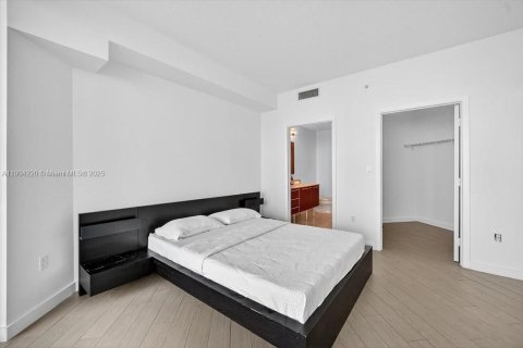 Купить кондоминиум в Майами, Флорида 4 комнаты, 107.95м2, № 1955816 - фото 23