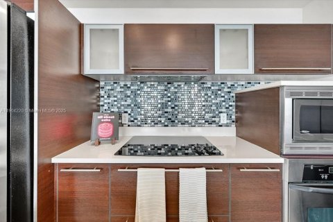 Купить кондоминиум в Майами, Флорида 4 комнаты, 107.95м2, № 1955816 - фото 16