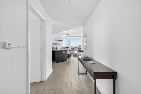 Купить кондоминиум в Майами, Флорида 4 комнаты, 107.95м2, № 1955816 - фото 7