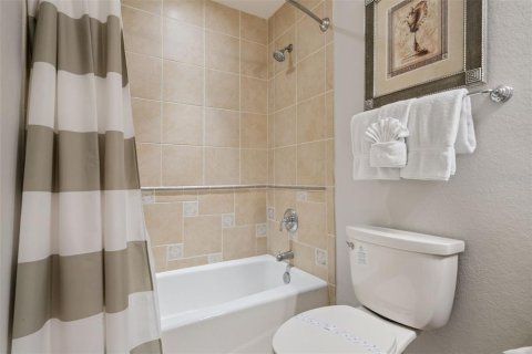 Купить кондоминиум в Фор-Корнерс, Флорида 5 комнат, 151.43м2, № 2203444 - фото 9