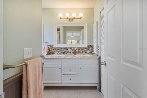 House in Port Charlotte, Florida 4 bedrooms, 128.39 sq.m. № 1546306 - photo 16
