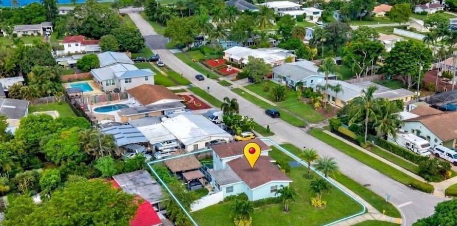 Casa en Lake Worth, Florida 3 dormitorios, 131.83 m2 № 2304926