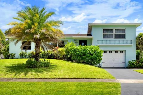 Casa en venta en Lake Worth, Florida, 3 dormitorios, 131.83 m2 № 2304926 - foto 3