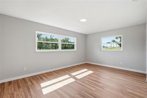 Commercial property in Dade City, Florida 220.18 sq.m. № 2379322 - photo 17