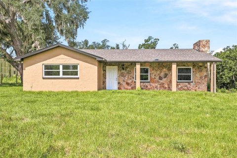 Commercial property in Dade City, Florida 220.18 sq.m. № 2379322