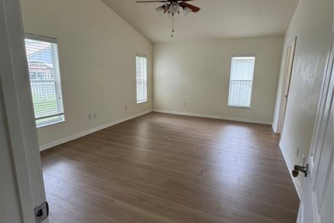 Casa en alquiler en Orlando, Florida, 3 dormitorios, 163.42 m2 № 1881147 - foto 7