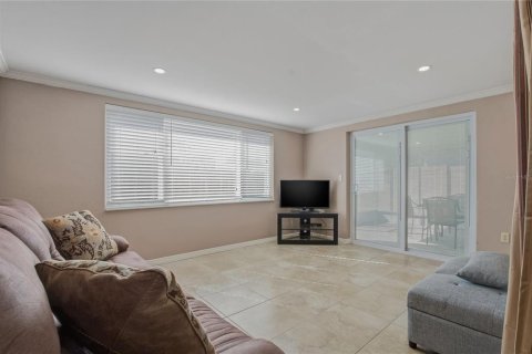 Villa ou maison à vendre à Port Richey, Floride: 2 chambres, 124.86 m2 № 2395903 - photo 14