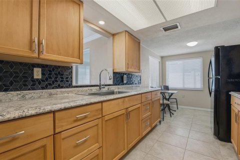 Villa ou maison à vendre à Port Richey, Floride: 2 chambres, 124.86 m2 № 2395903 - photo 16